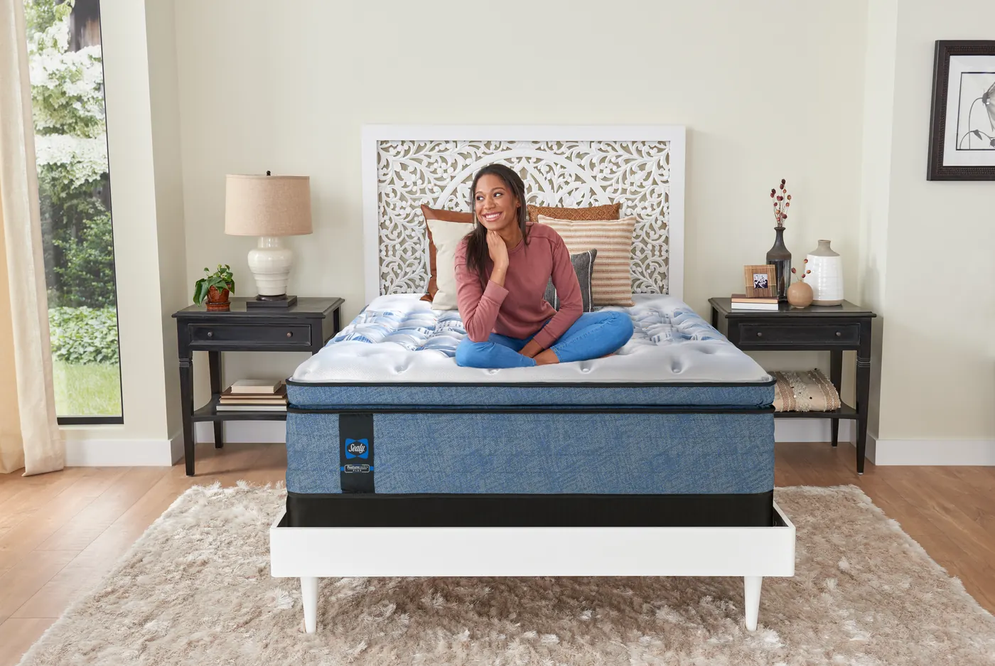 Sealy Posturepedic® Plus Taryn Plush Pillow Top 15.5″ in a bedroom